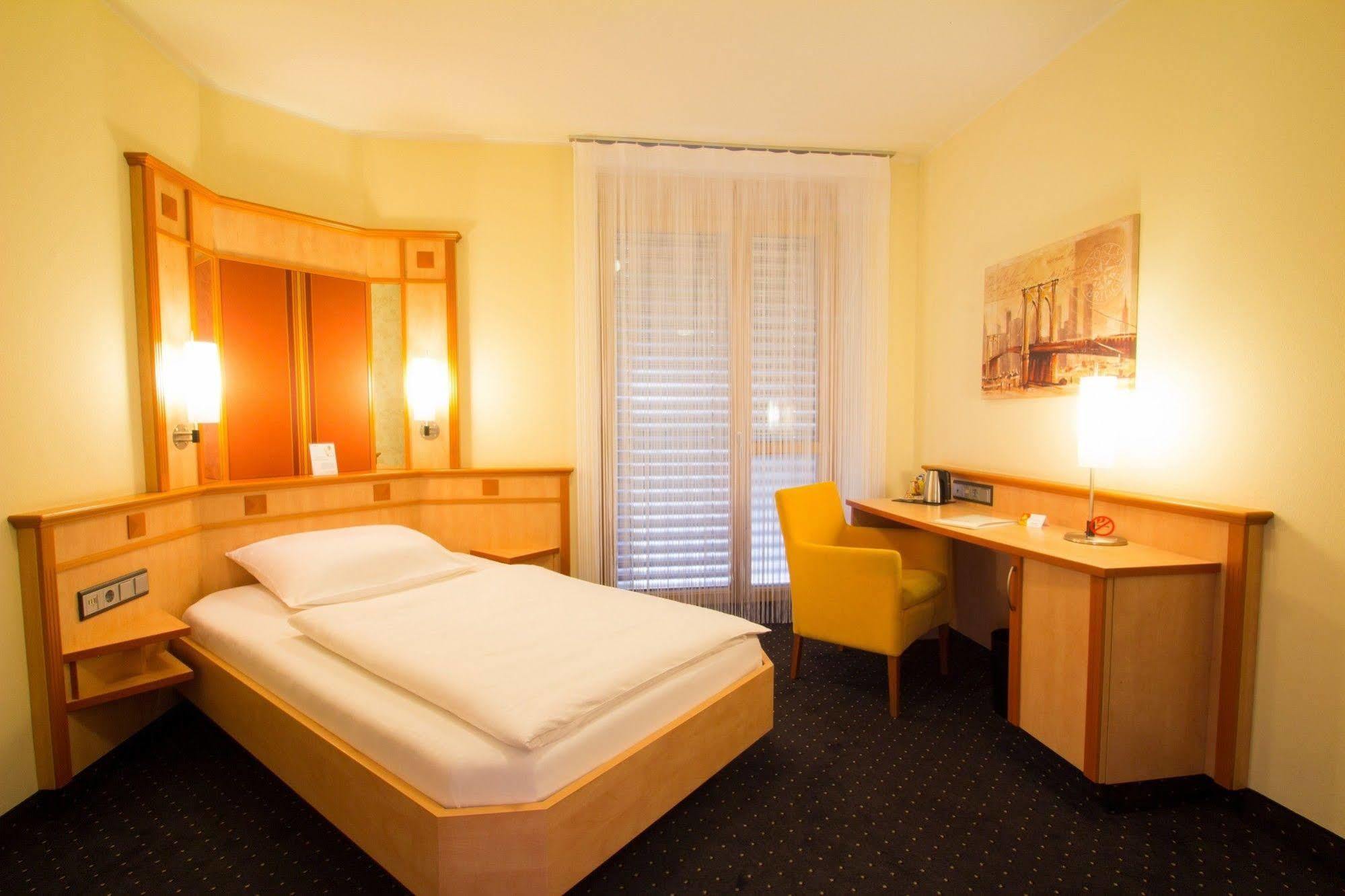 Rio Hotel 4*